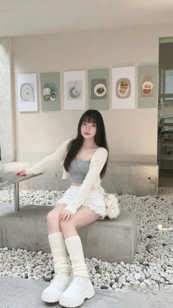 A Shaglee user smiling during a face-to-face video chat